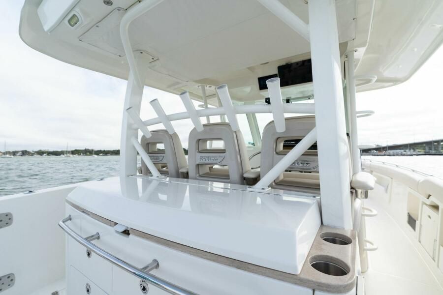 2019 Boston Whaler 38 outrage