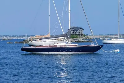Rustler 33