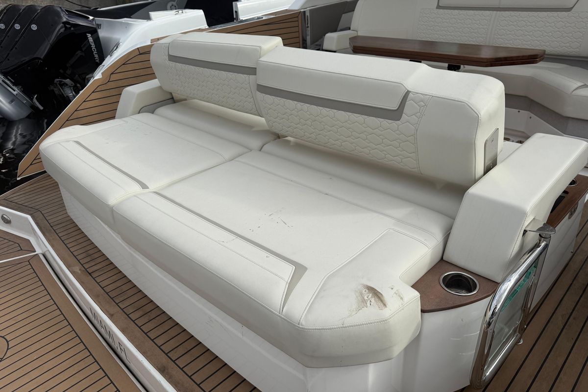 2023 Tiara Yachts 48 
