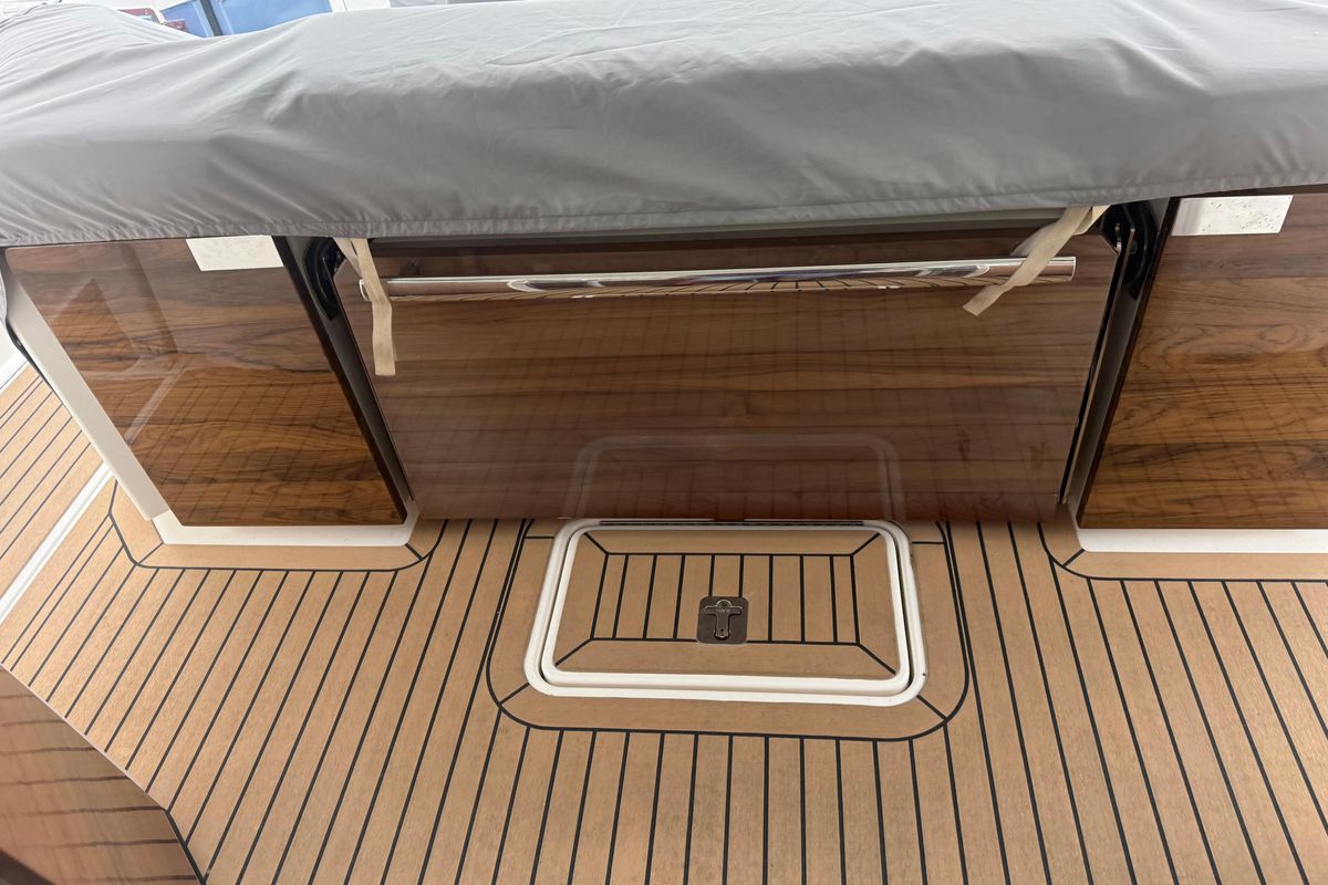 2023 Tiara Yachts 48 