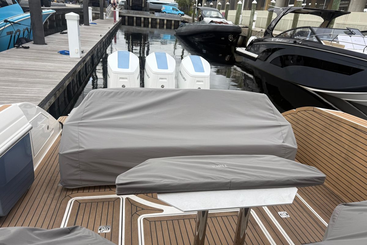 2023 Tiara Yachts 48 