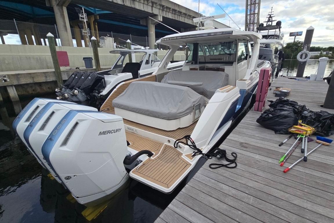 2023 Tiara Yachts 48 