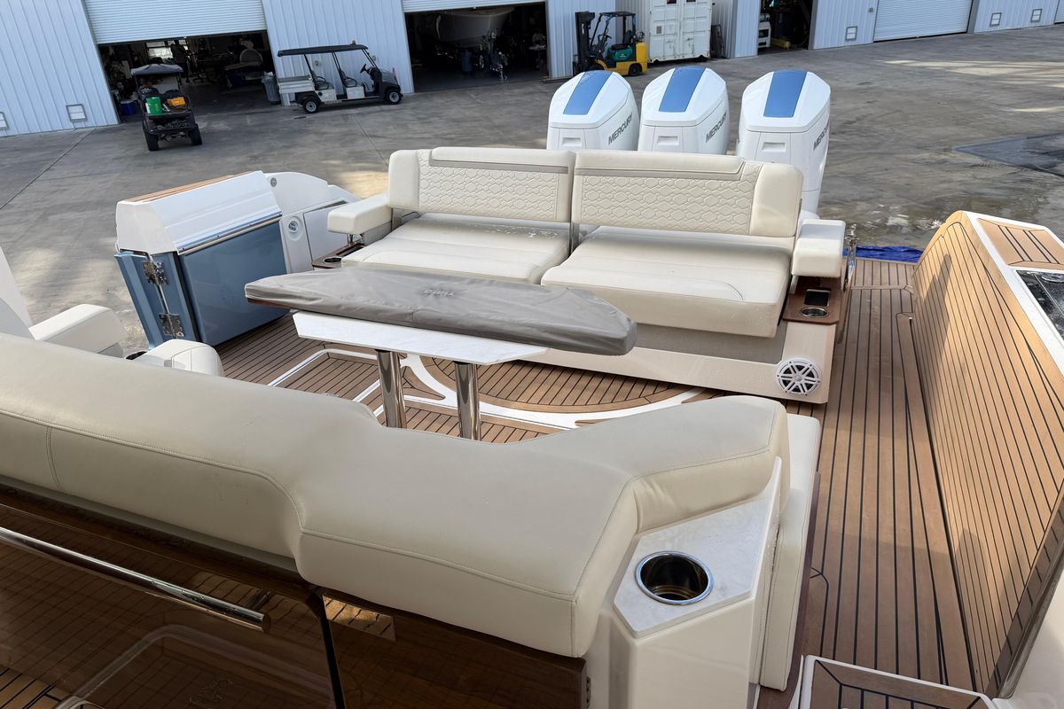 2023 Tiara Yachts 48 