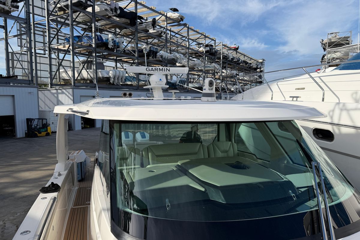 2023 Tiara Yachts 48 