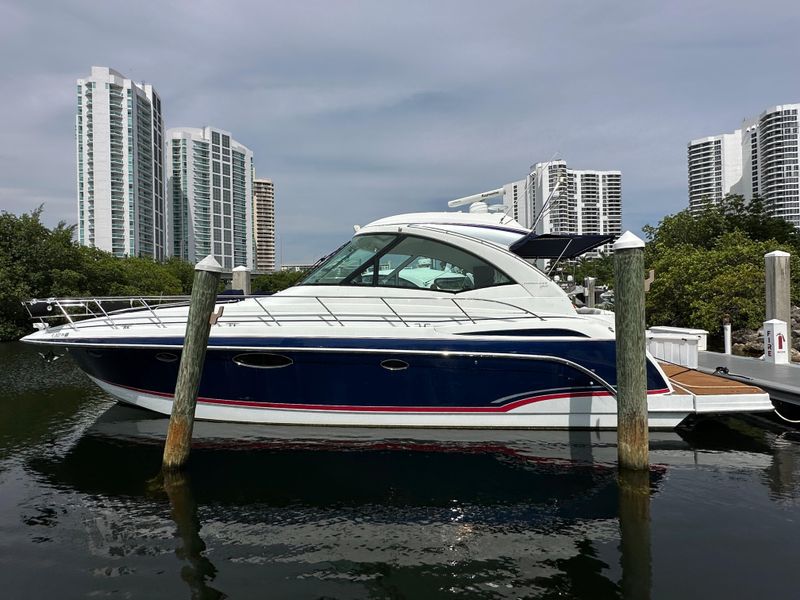 2007 Formula 45 Yacht