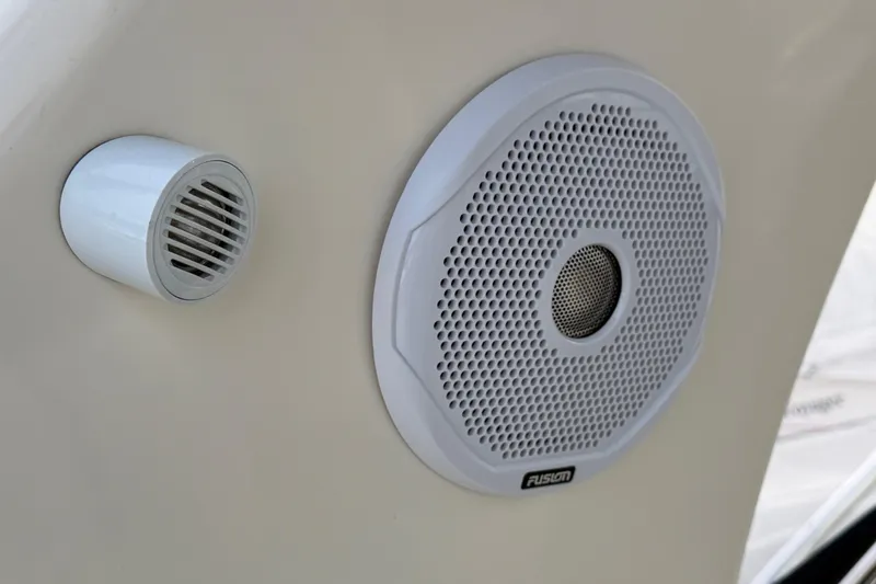  Yacht Photos Pics Speaker and vent on 2004 Sea Ray 420 Sundancer boat.