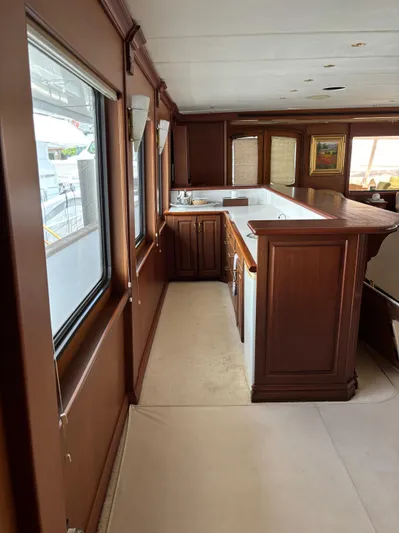 Ocean Pearl Yacht Photos Pics Salon Bar