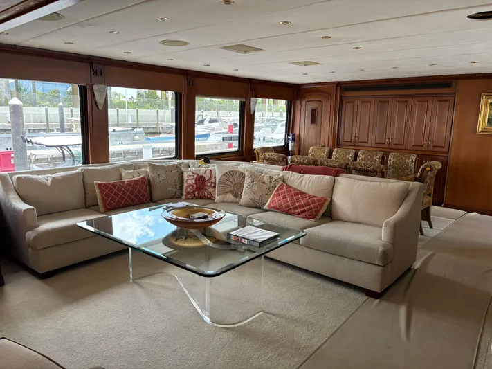 Ocean Pearl Yacht Photos Pics salon