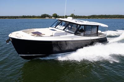 Yacht