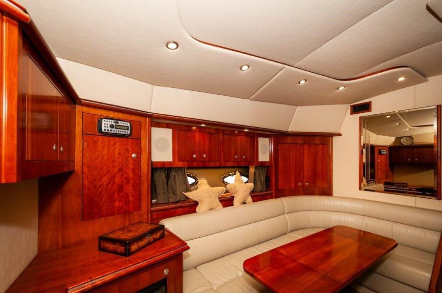 2006 Cruisers Yachts 460 Express