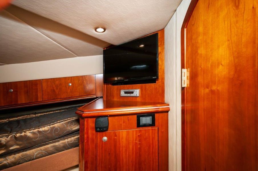 2006 Cruisers Yachts 460 Express