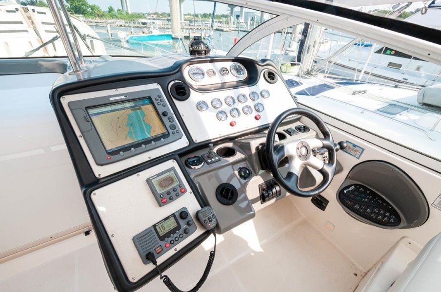 2006 Cruisers Yachts 460 Express