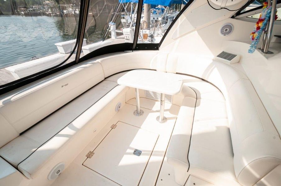 2006 Cruisers Yachts 460 Express