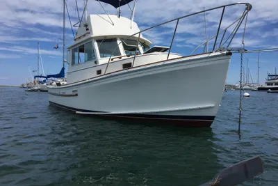 Cape Dory 28 Flybridge