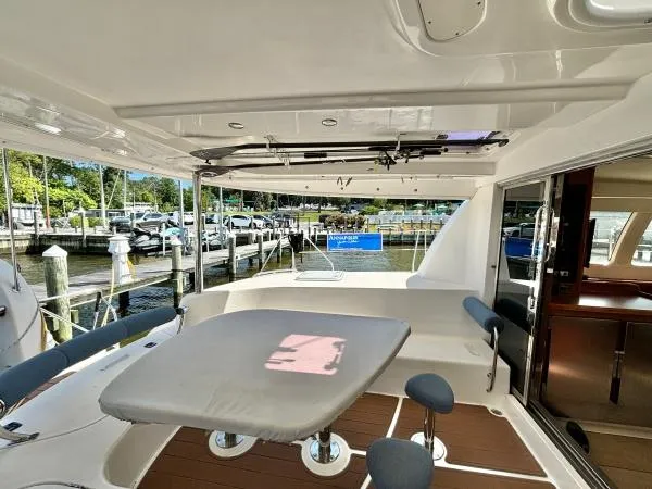 Homeport 4 Yacht Photos Pics 