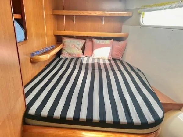 Homeport 4 Yacht Photos Pics 