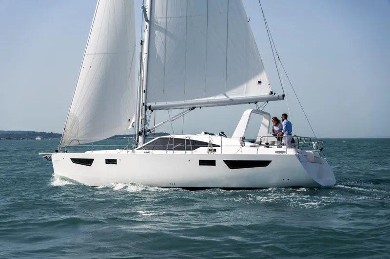 Off The Grid Yacht Photos Pics 