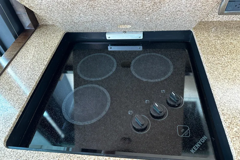 Salty Sam Yacht Photos Pics 