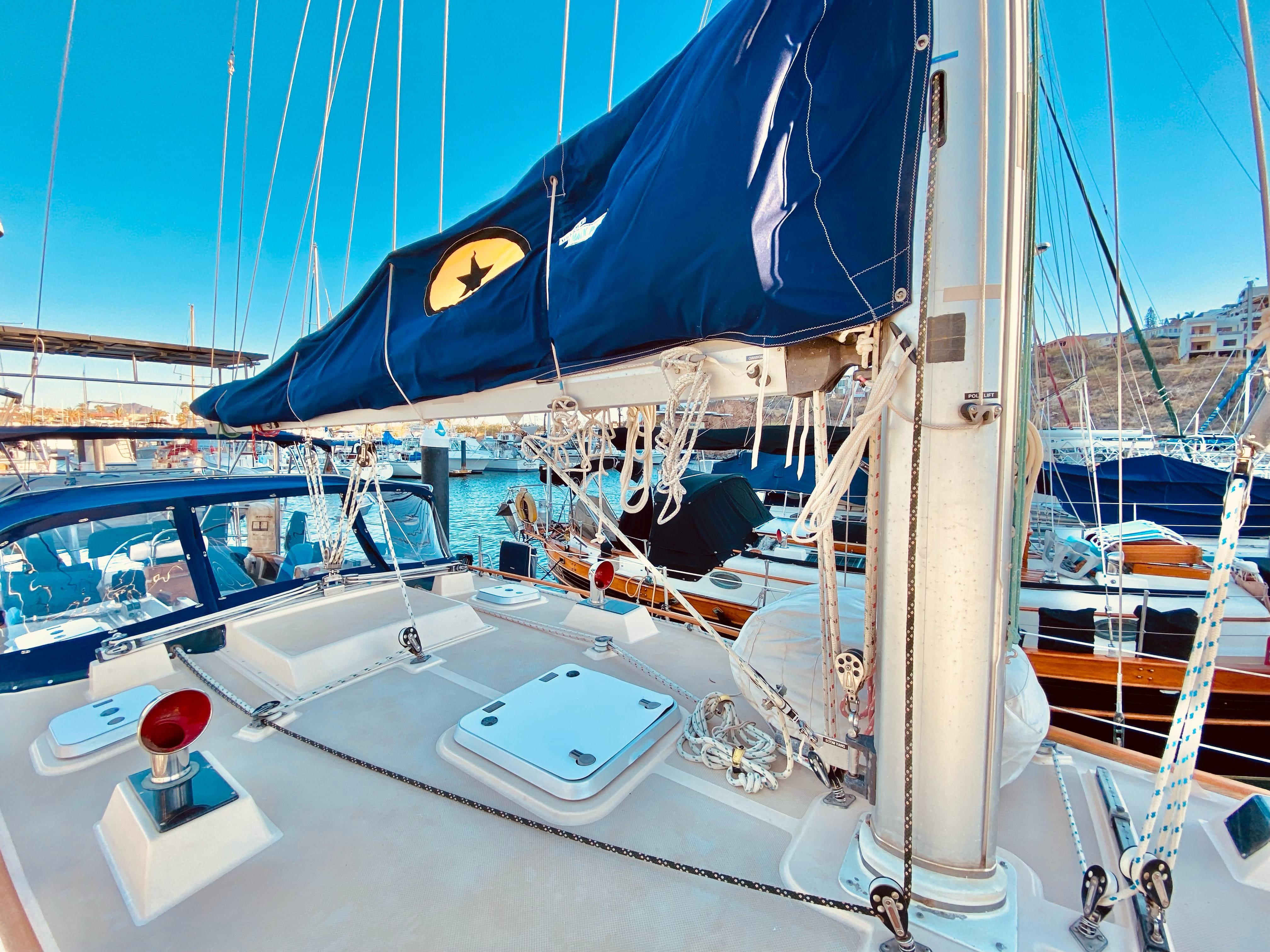 1995 Island Packet 40 Cruiser for sale - YachtWorld