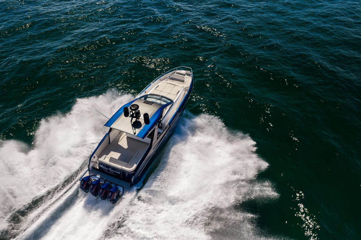 2022 Azimut 47