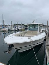 2018 Boston Whaler 380 Outrage