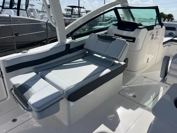  Yacht Photos Pics 2025 Robalo R257 Dual Console boat interior with sleek seating and modern design.