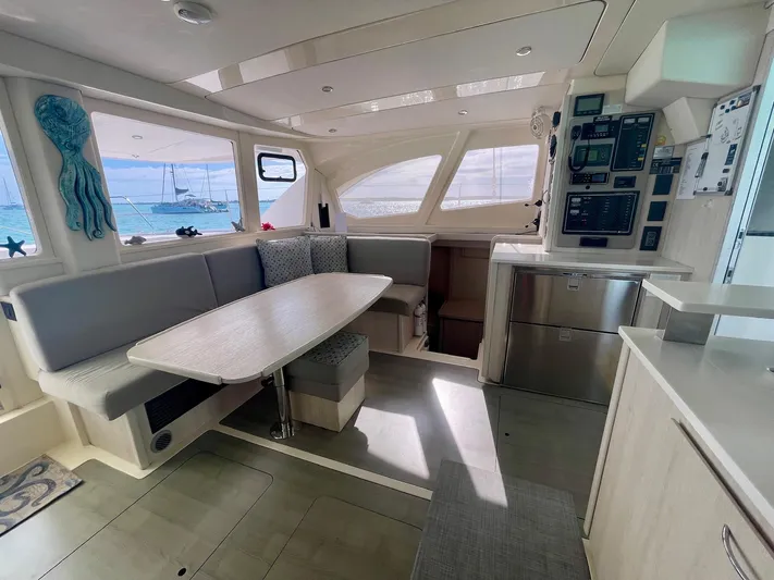 Sea Lynx Yacht Photos Pics 