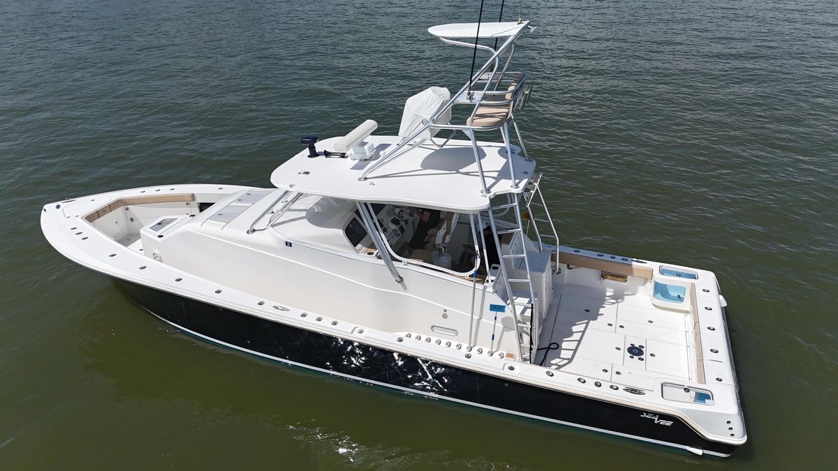 2015 SeaVee 43 