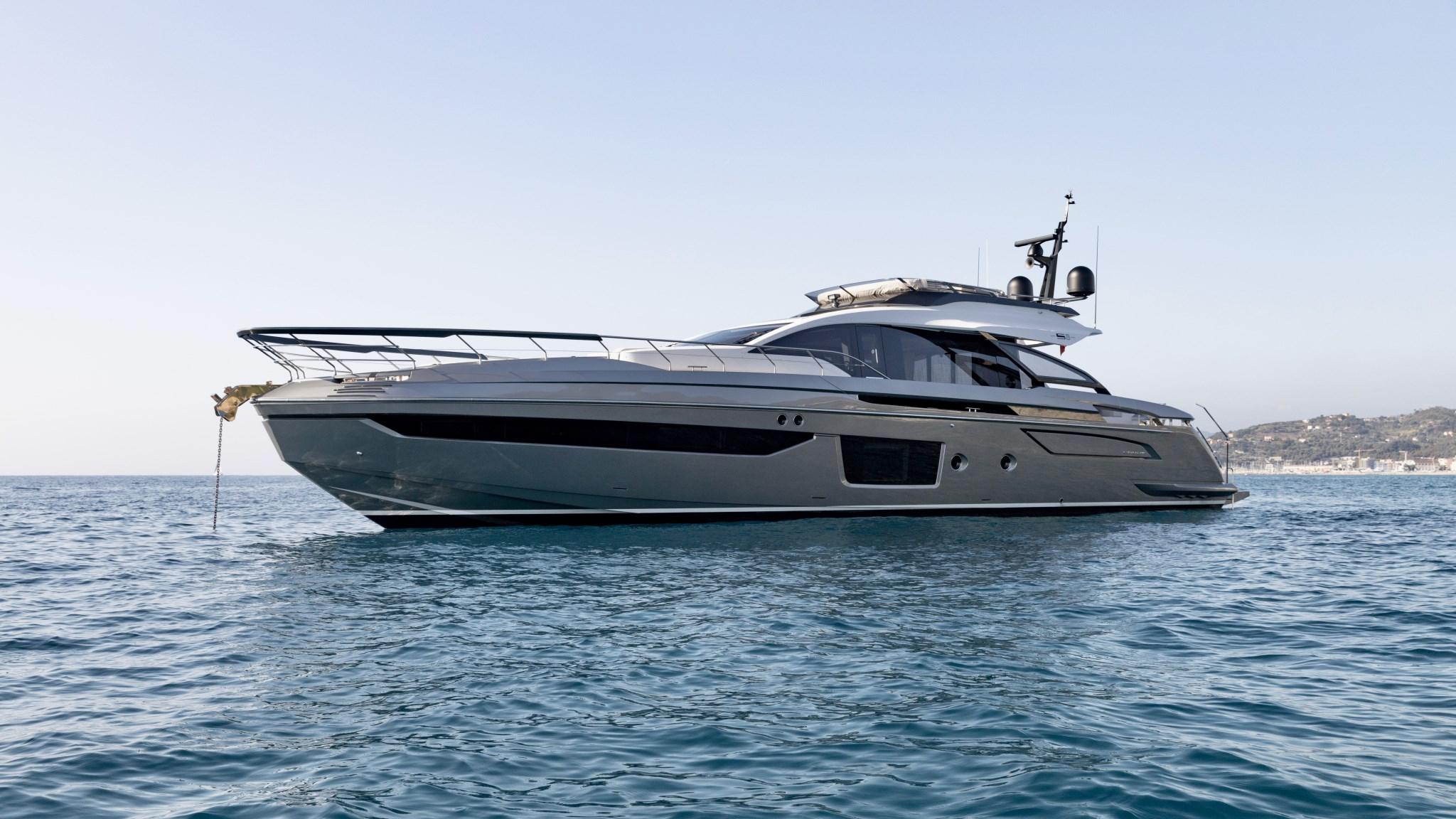 2021 Azimut S8