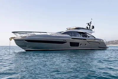 2021 Azimut S8