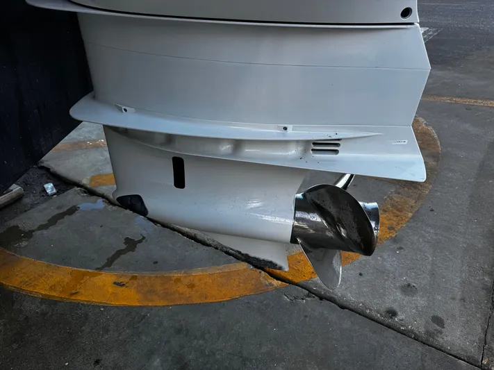  Yacht Photos Pics 2023 PURSUIT 358 S - Image 73