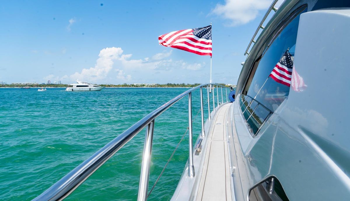 2013 Azimut 58 