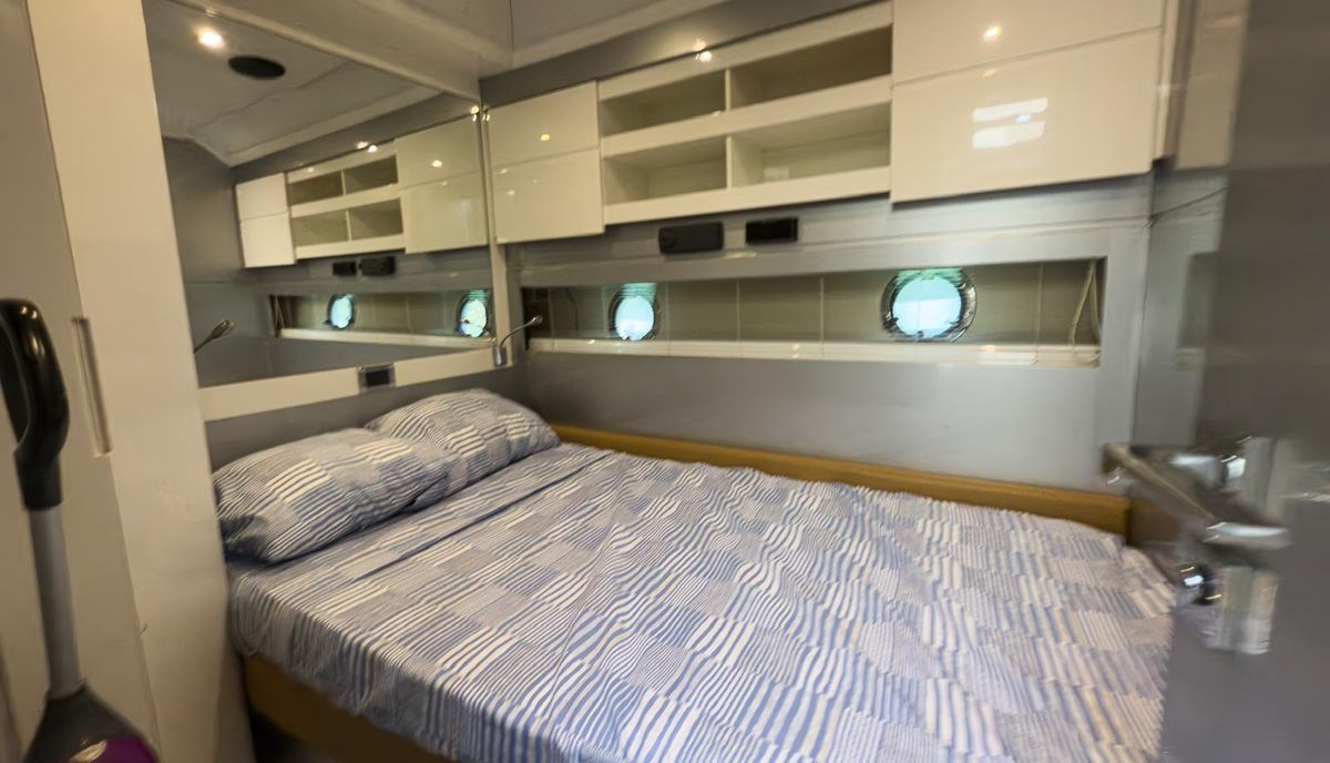 2013 Azimut 58 