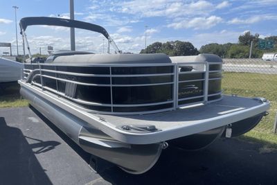 Bennington 23LXSR