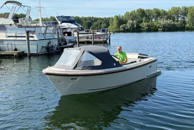 2022 Lago Amore 595 Tender