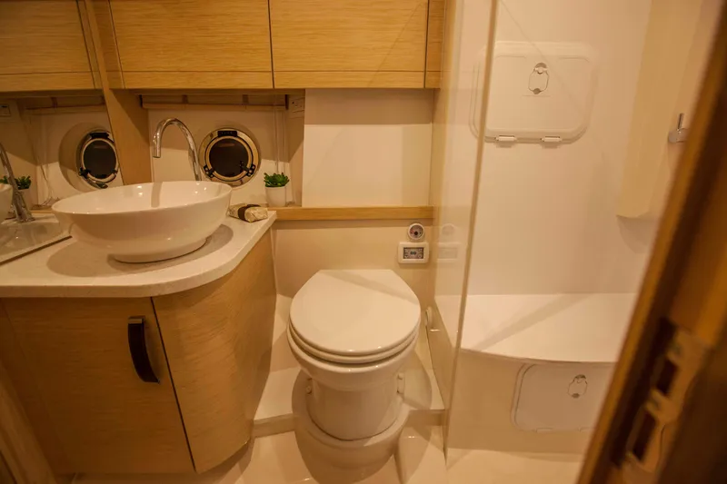 Soteria Yacht Photos Pics Luxurious bathroom in 2017 Greenline 40 Hybrid Diesel/Electric Yacht with modern fixtures.