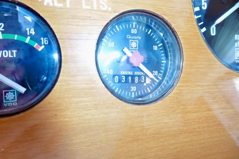 Kokomo Yacht Photos Pics Engine hour meter and voltmeter on 2000 Ocean Alexander 423 Classico dashboard.