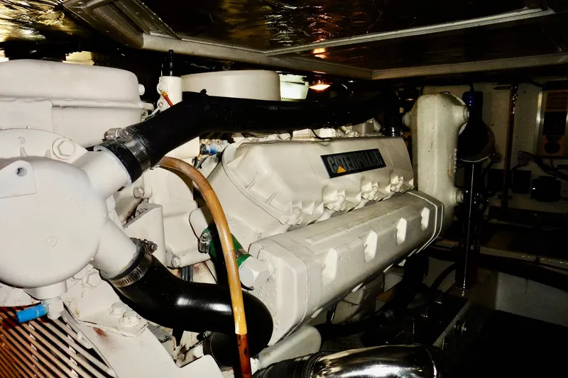 Kokomo Yacht Photos Pics Engine room of 2000 Ocean Alexander 423 Classico yacht with Caterpillar engine.