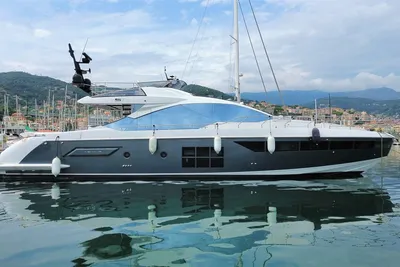 2018 Azimut S7