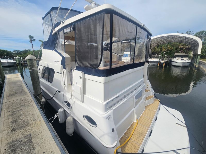 2000 Silverton 392 Motor Yacht