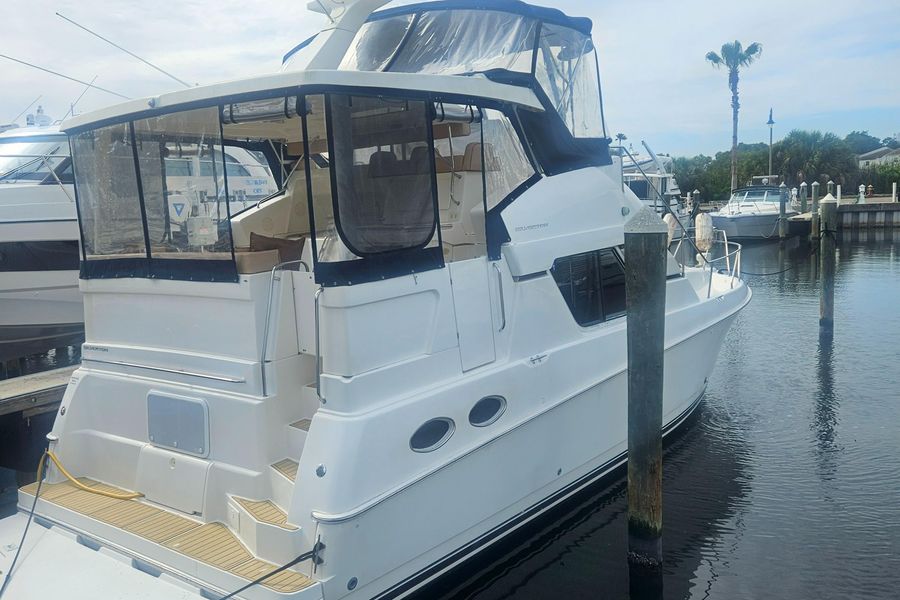 2000 Silverton 392 Motor Yacht