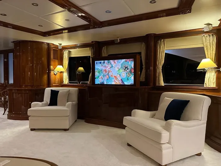 Friendship Yacht Photos Pics 