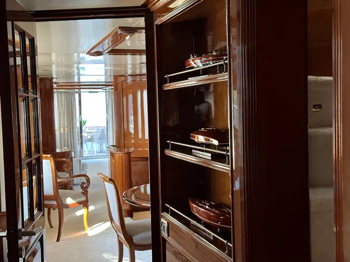 Friendship Yacht Photos Pics 