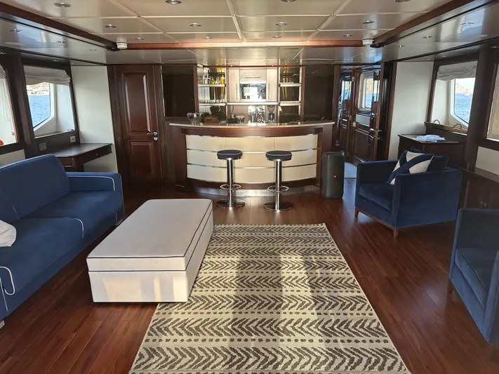 Friendship Yacht Photos Pics 