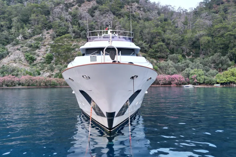 Friendship Yacht Photos Pics 