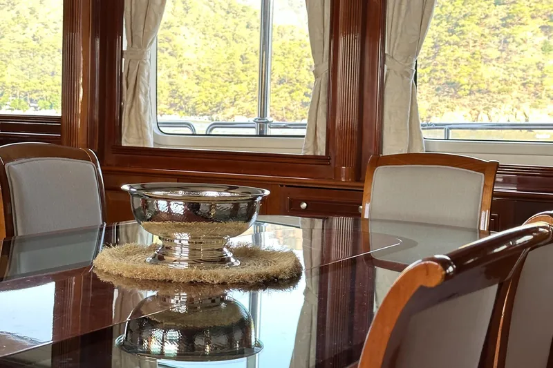 Friendship Yacht Photos Pics 