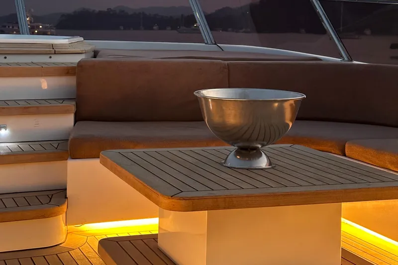 Friendship Yacht Photos Pics 