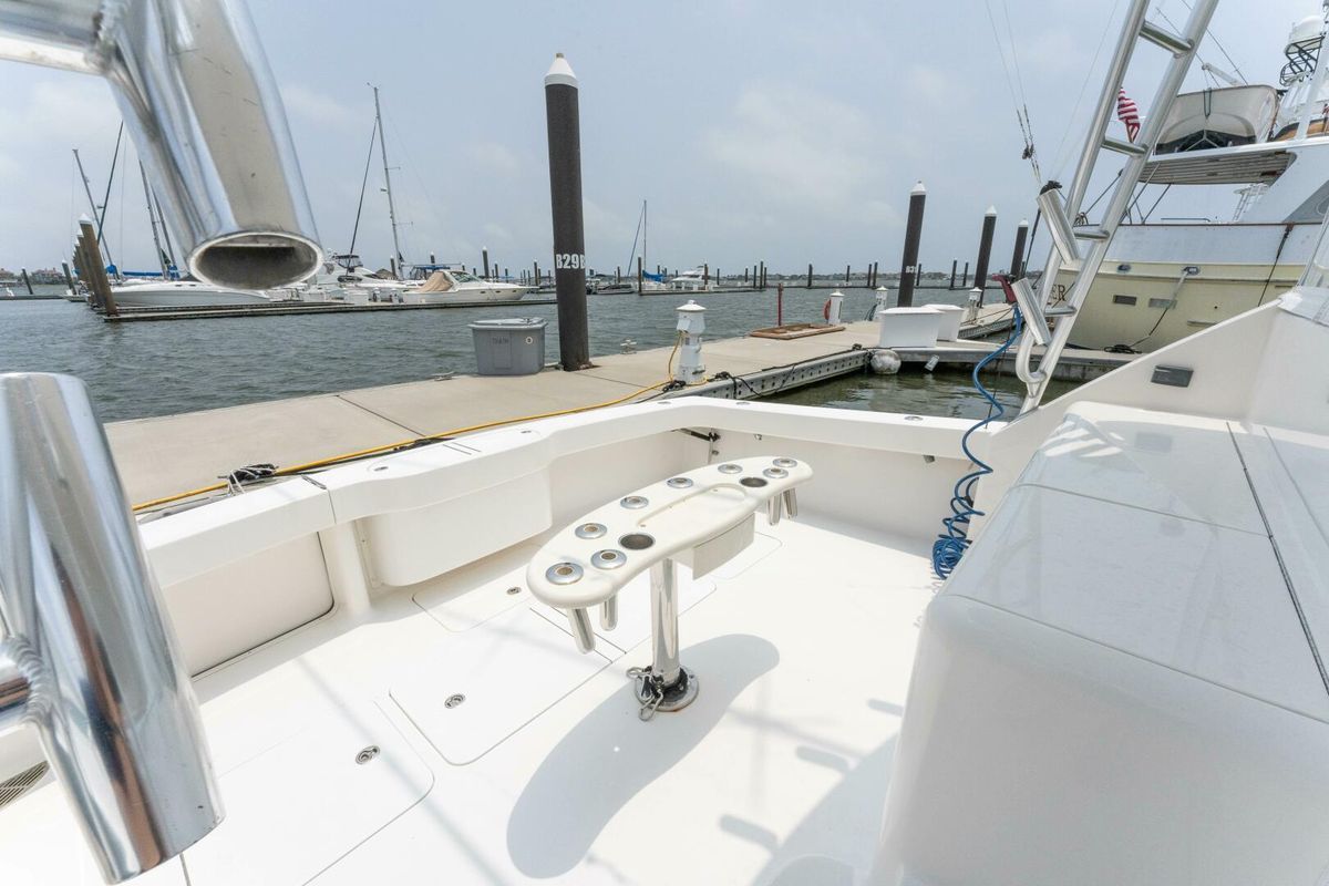 2009 Viking 45 