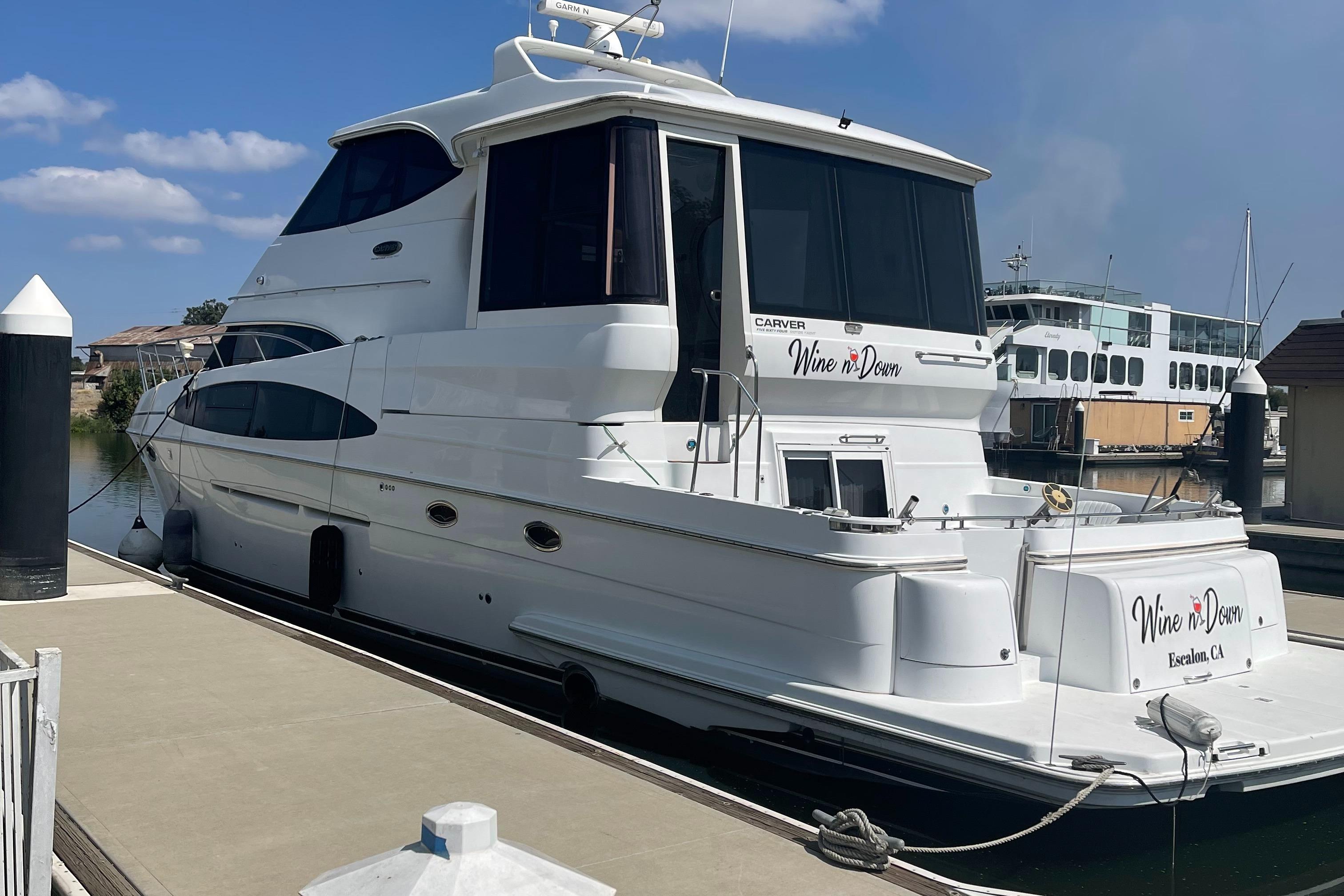 2003 Carver 564 Cockpit Motor Yacht Motor Yacht for sale YachtWorld