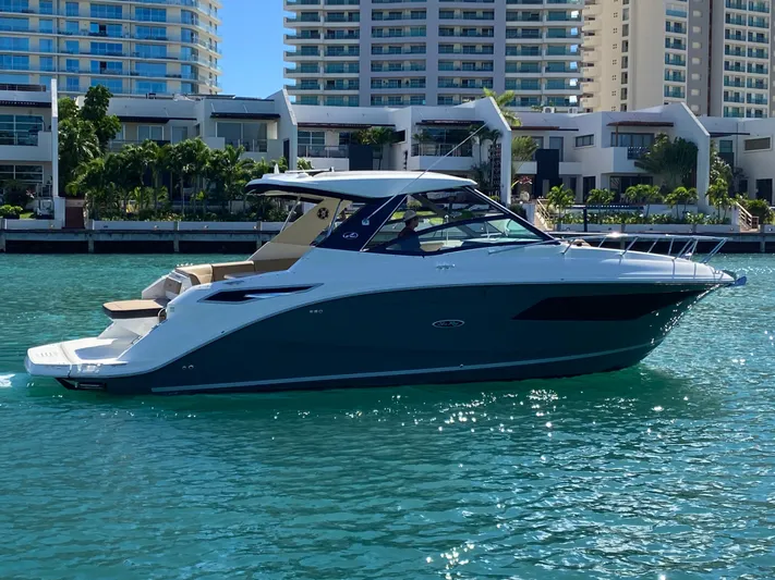 2022 Sea Ray 320 Sundancer Yacht Photos Pics 